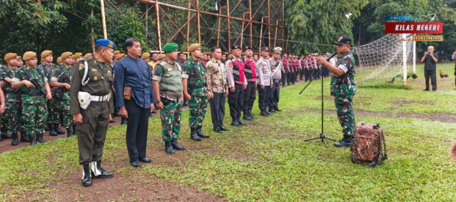 
Sinergi TNI-Polri Amankan Kehadiran Wakil Presiden dalam Peresmian Kantor Senkom di Lubang Buaya