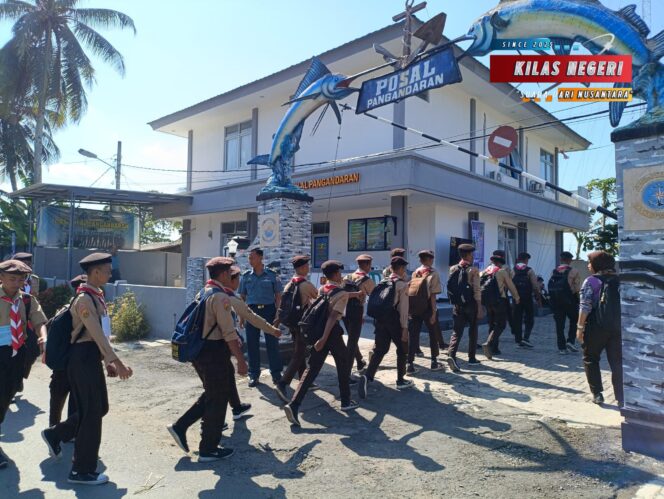 
Posal Pangandaran Lanal Bandung Bangun Mental Para Siswa/i SMKN 1 Pangandaran Menjadi Pelajar Yang Berdisiplin, Berkarakter dan Cerdas