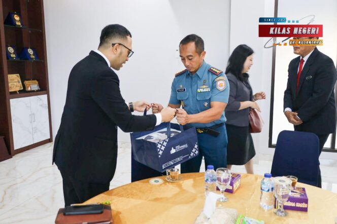 
Wadan Lantamal I Terima Audiensi General Manager (GM) Hotel Grand City Hall Medan