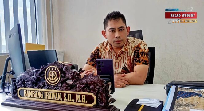 
Kasi Datun Kejari Bandar Lampung Bambang Irawan Masuk Nominasi Adhyaksa Awards 2025 Kategori Jaksa Inovatif