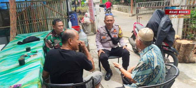 
Sambang Toga-Tomas, Polri Perkuat Sinergi Warga dalam Menjaga Keamanan Lingkungan