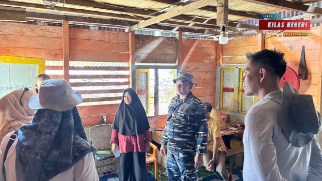 
Danlanal Simeulue dan Korwil MBG Kabupaten Simeulue Tinjau Lokasi Rencana Pembangunan Dapur Makan Bergizi Gratis di Desa Pulau Siumat