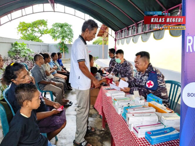 
Lantamal IX Ambon Kembali Laksanakan Baksos Kesehatan Pada Ekspedisi Rupiah Berdaulat Tahun 2025 di Desa Buano Seram Bagian Barat