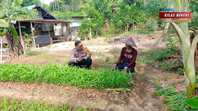 
Bhabinkamtibmas Cakung Timur Bina Pekarangan Ketahanan Pangan, Dukung Program Asta Cita