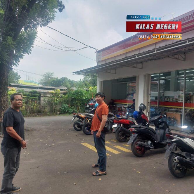 
Motor Pegawai Alfamart Raib Digondol Maling Saat Pagi Hari, Polsek Makasar Bergerak Cepat Lakukan Penyelidikan