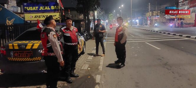 
Polsek Pasar Rebo Intensifkan Patroli Cegah Tawuran dan Balapan Liar