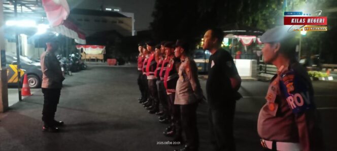 
Patroli Dini Hari: Upaya Polsek Cipayung Menekan Tawuran dan Kriminalitas Jalanan