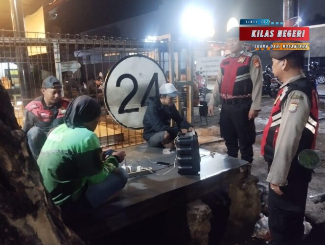 Unit Samapta Polsek Matraman Patroli Malam, Imbau Ojol Waspadai Orderan Mencurigakan