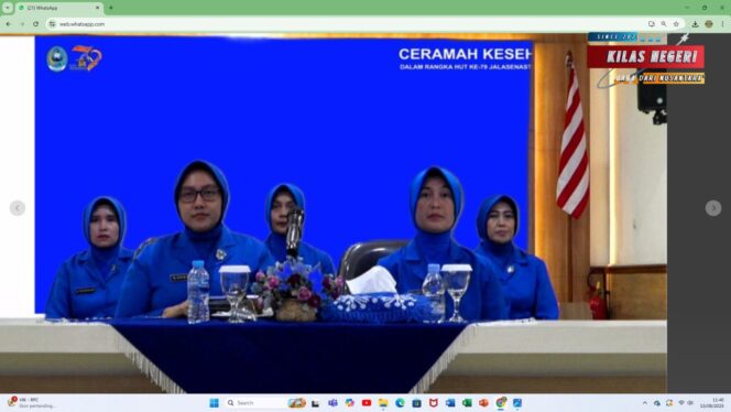 Komandan Lanal Bandung Beserta Ketua Jalasenastri Cabang 9 Korcab III DJA I Ikuti Tatap Muka Pembina Utama Dengan Anggota Jalasenastri Dalam Rangka Hut Ke-79 Jalasenastri