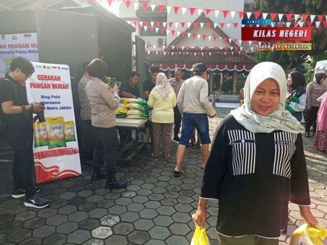 Dekat dan Peduli: Polri Gelar Gerakan Pangan Murah di Kantor Lurah Cipinang, Warga Serbu Beras Rp11 Ribu