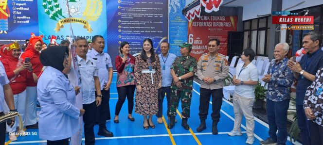 
Polisi Bersinergi Dukung Rehabilitasi dan Kemandirian Warga Binaan di Lapas Perempuan Pondok Bambu