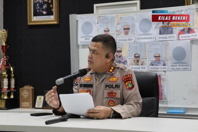 
Polda Metro Jaya Ungkap Kasus Remaja Dijadikan LC Hingga Hamil, 12 Tersangka Terlibat Satu Meninggal Dunia