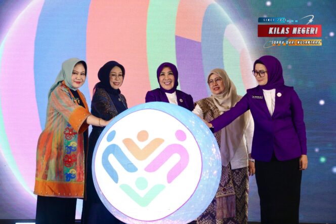 
Buka Rakornas Posyandu, Tri Tito Tekankan Pentingnya Posyandu Dukung Implementasi Enam SPM