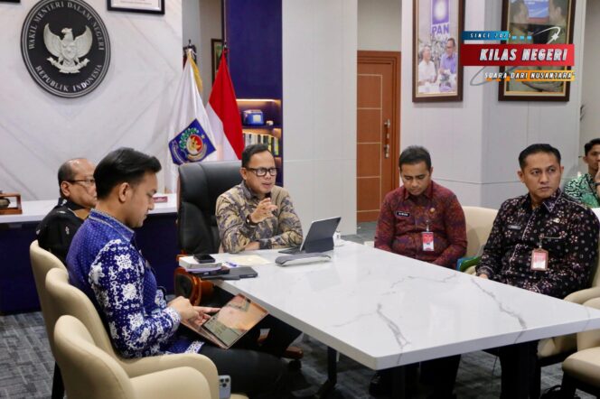 
Wamendagri Bima Pacu Pemda Tingkatkan Realisasi APBD untuk Dukung Pertumbuhan Ekonomi