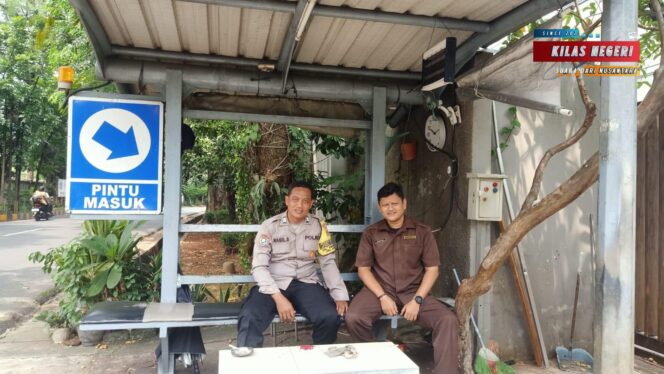 Bhabinkamtibmas Pinang Ranti Ajak Petugas Keamanan Mansion House Tingkatkan Kewaspadaan