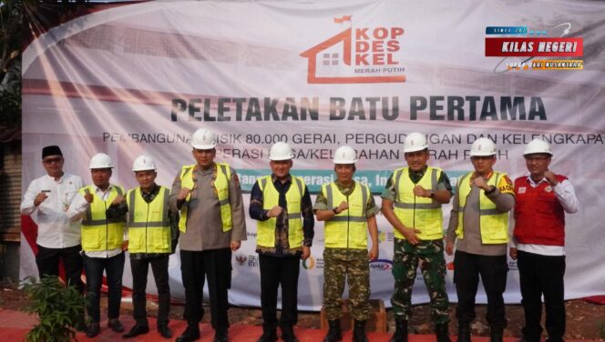 
Peletakan Batu Pertama Koperasi Merah Putih di Jakarta Utara, Wujud Sinergi TNI dan Pemerintah Dorong Ekonomi Kerakyatan