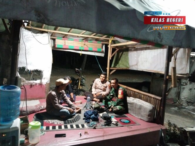 Babinsa dan Binamas Kompak Patroli Siskamling di Rajeg