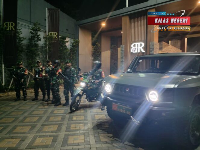 Gelar Patroli Malam Koramil 10/Sepatan pastikan Wilayah Aman dan Kondusif