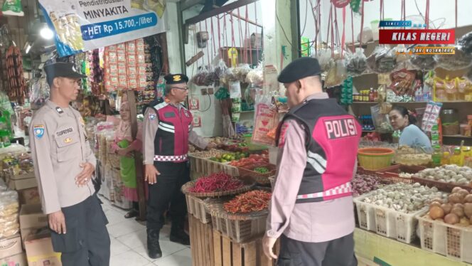 Polsek Matraman Pantau Stabilitas Harga Sembako di Pasar Palmeriem, Ketersediaan Barang Masih Aman