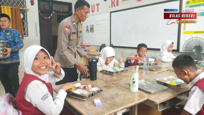 
Polsek Cakung Peduli Gizi Anak dan Kesejahteraan Warga Rawa Terate