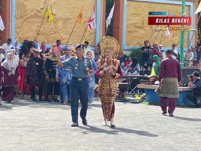 
Danlanal Bintan Bersama Forkopimda Bintan Hadiri Upacara Hari Sumpah Pemuda Tahun 2025 di Relief Antam Kijang