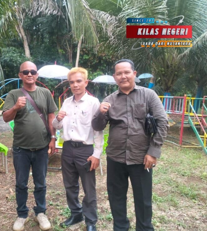 
“Budiman Sihombing dan Bastian Tampubolon Kunjungi WisataKelapa Hijau Biru’’