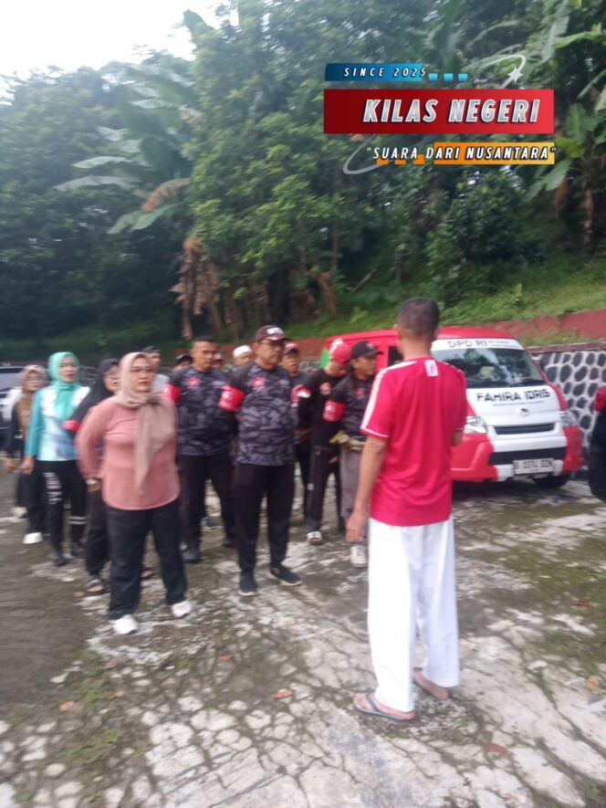 
Komwil Bang Japar Jakarta Timur Gelar Rapat Koordinasi di Bogor Bersama Calon Satgas Kebangkitan Jawara dan Pengacara Jakarta Timur