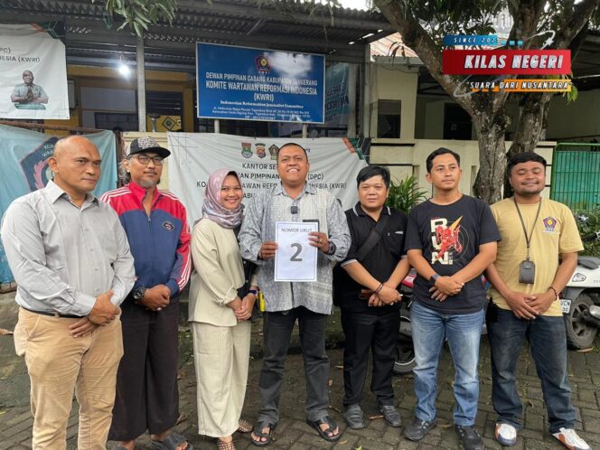 
Petahana Mad Sutisna (Anoey) : Kembali Maju Jadi Ketua DPC KWRI Kabupaten Tangerang Periode 2025-2028