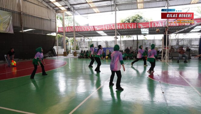 
Persit Kartika Chandra Kirana Kodim 0502/Jakarta Utara Gelar Pertandingan Bola Voli Daring Peringati Hari Ibu ke-97