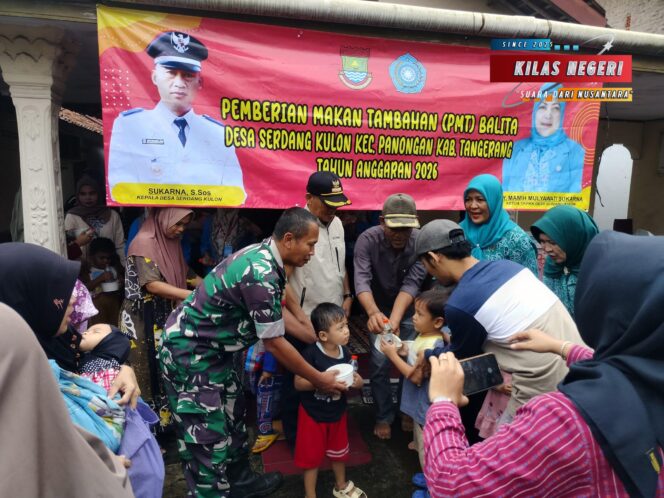 
Grebek Posyandu Desa Serdang Kulon, Babinsa Dukung Peningkatan Kesehatan Balita