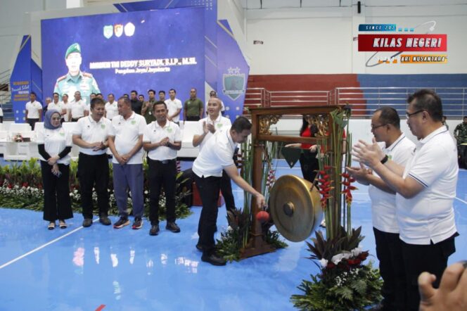 
Pangdam Jaya Cup Open Championship 2026 Resmi Dibuka, Dandim 0507/Bekasi Tekankan Sportivitas dan Jiwa Ksatria Pesilat