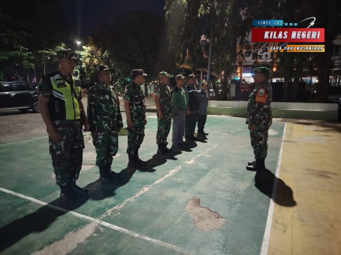 
Patroli Maung Koramil 01/Kranji Sasar Titik Rawan, Hadirkan Rasa Aman di Tengah Warga