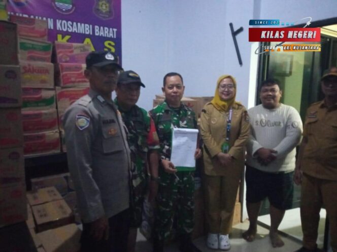 
TNI AD Bergerak Cepat, Kodim 0510/Tigaraksa Salurkan Bantuan Sembako untuk Warga Terdampak Banjir di Kosambi