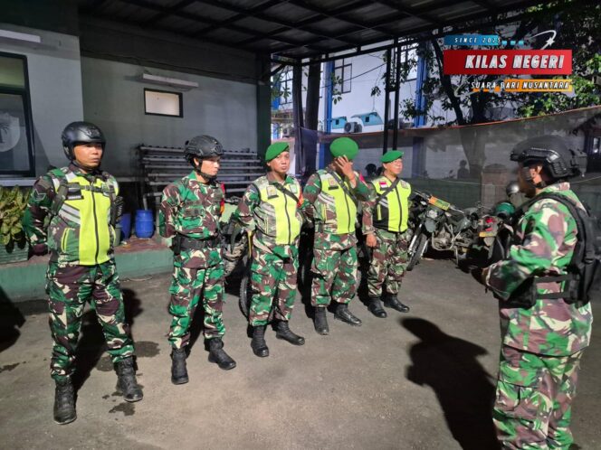 
Patroli Maung Koramil 02/Pondok Gede Tegaskan Kehadiran TNI di Tengah Warga, Wilayah Aman dan Kondusif