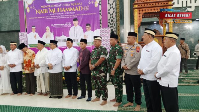 
Kasdim 0510/Tigaraksa Hadiri Peringatan Isra Mi’raj Pemkab Tangerang