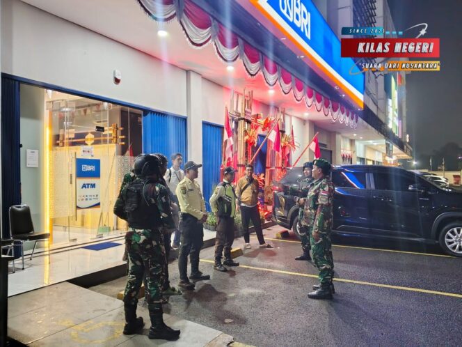 
Patroli Maung Kodim 0509/Kabupaten Bekasi Perkuat Pengamanan Wilayah Cikarang Timur dan Selatan