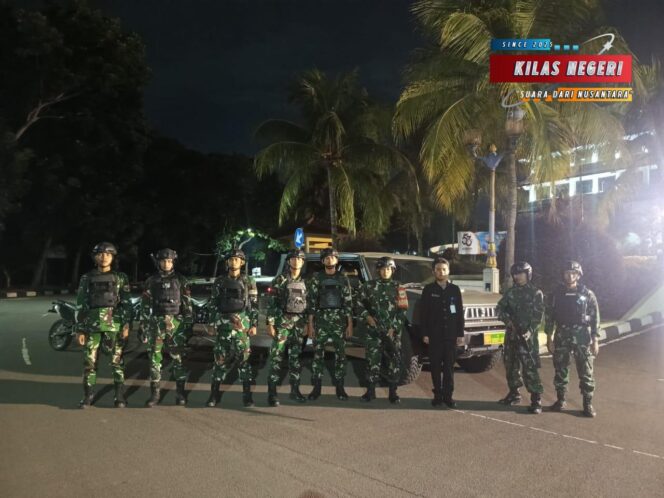 
Siaga Malam! Kodim 0510/Tigaraksa Terjunkan Ranpur Maung Sisir Wilayah Tangerang