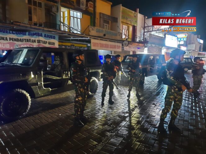 
Koramil 11/Pasar Kemis Intensifkan Patroli Bermotor Pastikan Wilayah Aman Dan Kondusif