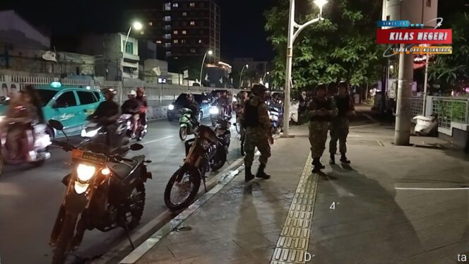 
Amankan Titik Rawan di Wilayah Kodim 0505/JT, Koramil 01/Jatinegara Gelar Patroli Malam.