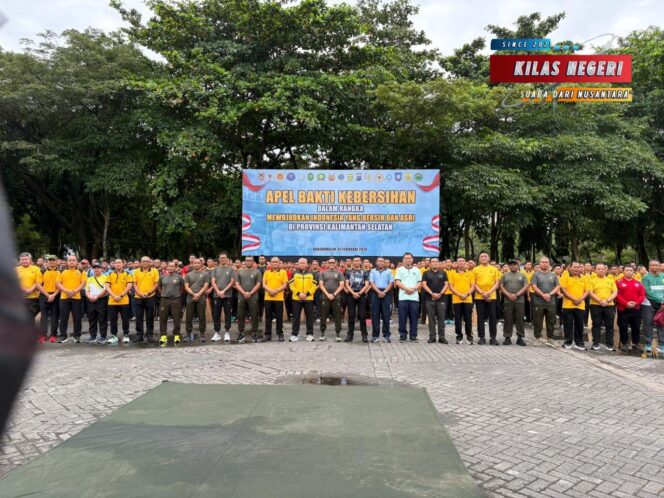 
Lanal Banjarmasin Bersama TNI, POLRI dan Pemda Kalimantan Selatan Laksanakan Bakti Kebersihan