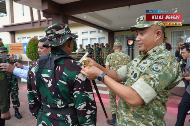 
Persami KKRI Gelombang IV Korem 052/Wkr Resmi Dibuka, Cetak Generasi Muda Tangguh dan Berkarakter