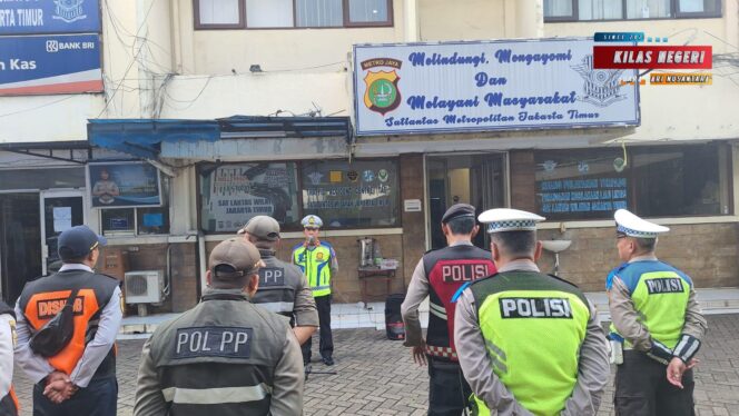 
Satlantas Metro Jakarta Timur Gelar Apel Operasi Keselamatan Jaya 2026