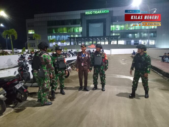 
Upaya Preventif Jaga Keamanan Lokal Koramil 06/Tigaraksa Patroli Malam