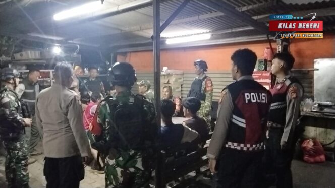 
Koramil 06/Cakung Perkuat Sinergi Lewat Siskamling, Wujudkan Lingkungan Aman dan Siaga Hadapi Musim Hujan