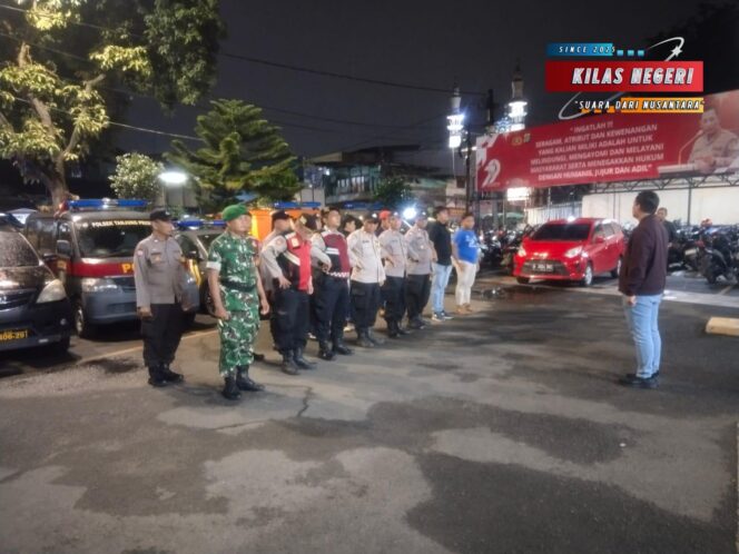 
Patroli Siskamling Koramil 03/Tg. Priuk Bersama 3 Pilar dan Komponen Pendukung Berjalan Aman dan Lancar di Jakarta Utara