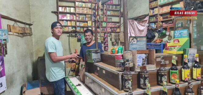 
Satgas Anti Tawuran Polsek Ciracas Amankan Penjual Miras Ilegal, Ciptakan Situasi Kondusif Jelang Ramadhan