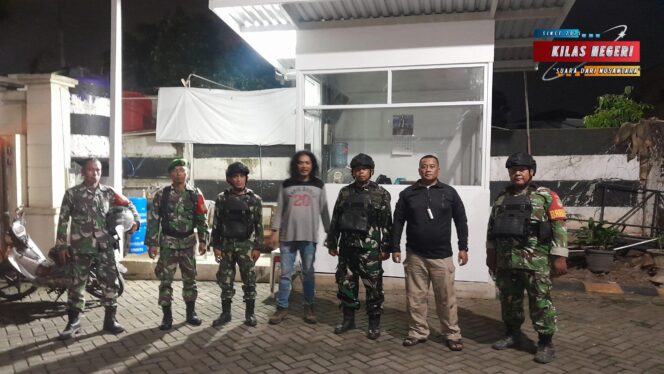 
Kodim 0510 Gelar Patroli Malam Pakai Maung Amankan Panongan Tangerang