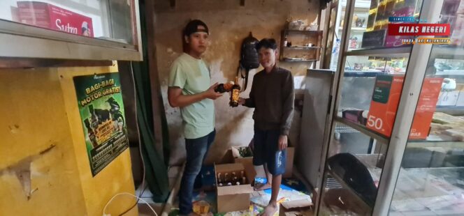 
Polsek Ciracas Amankan Miras Tanpa Izin Edar