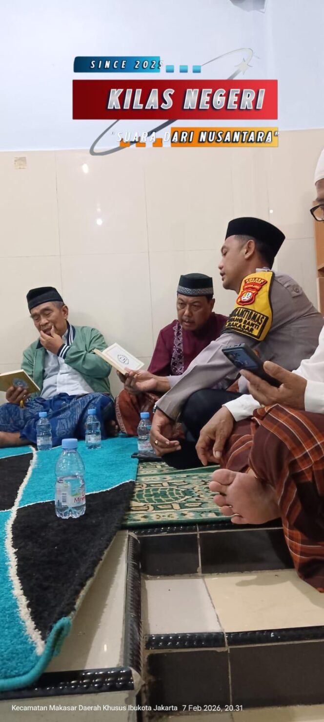 
Bhabinkamtibmas Pinang Ranti Hadiri Pengajian Warga RW 01, Sampaikan Pesan Kamtibmas Dan Sosialisasi Call Centre 110 Jelang Ramadan