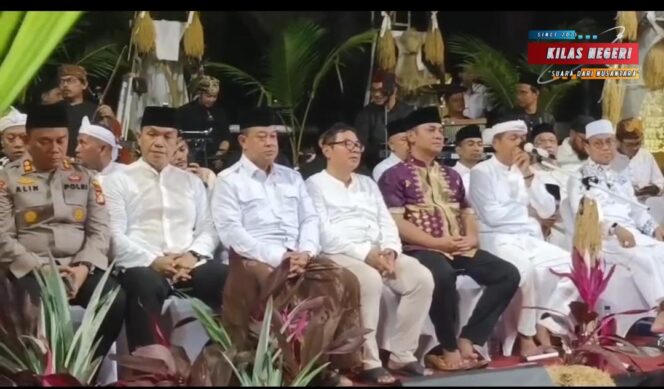 
Dandim 0509/Kab. Bekasi Hadiri Tarawih Keliling dan Gelar Seni Bersama Gubernur Jabar di Tambun Selatan